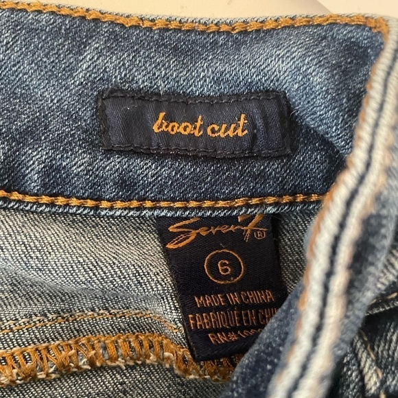 Seven7 Women’s Bootcut Jeans with Rhinestones - Picture 7 of 7